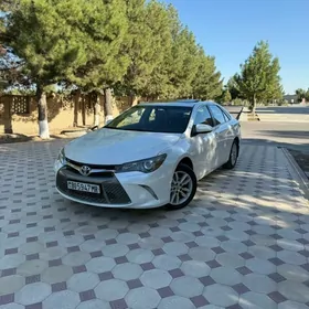 Toyota Camry 2016