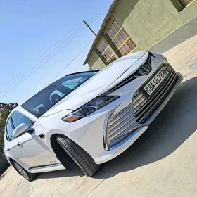Toyota Camry 2022