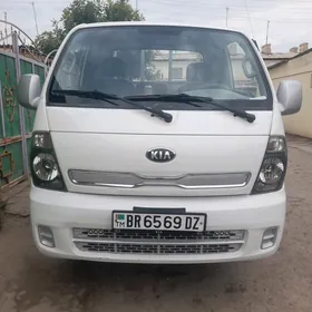 Kia Bongo 2016