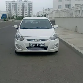 Hyundai Accent 2014