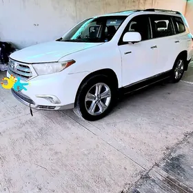 Toyota Highlander 2011