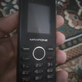 Maxfone 208