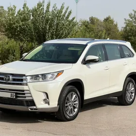 Toyota Highlander 2019