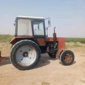 MTZ 82 2009