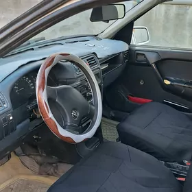 Opel Vectra 1989