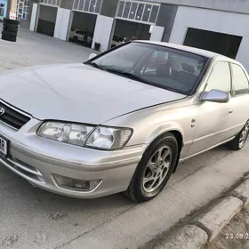 Toyota Camry 2000