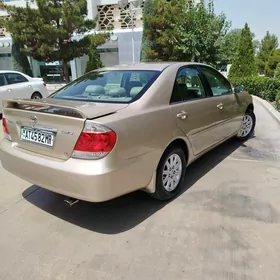 Toyota Camry 2005