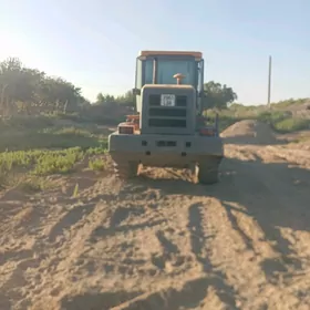 XCMG LW300F 2010
