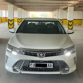 Toyota Camry 2017
