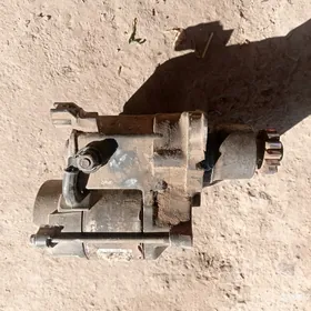 Toyota starter
