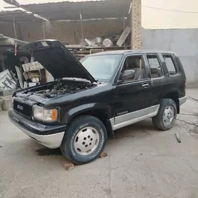 Isuzu Trooper 1993
