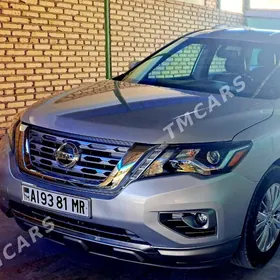 Nissan Pathfinder 2019
