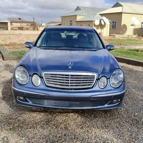 Mercedes-Benz E320 2003