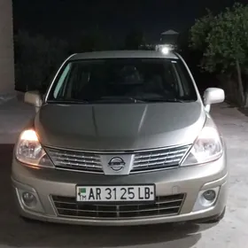Nissan Versa 2010