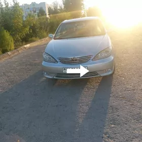 Toyota Camry 2004