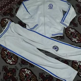 спортивный костюм