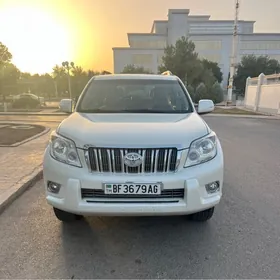 Toyota Land Cruiser Prado 2010