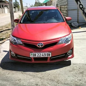 Toyota Camry 2011