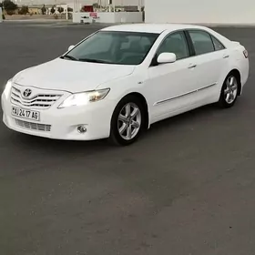 Toyota Camry 2011