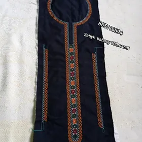 Altyn iññe ýakalar