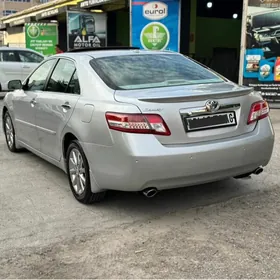 Toyota Camry 2010