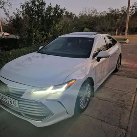 Toyota Avalon 2020