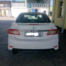 Toyota Corolla 2011