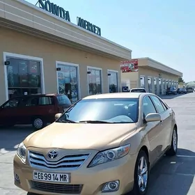 Toyota Camry 2010