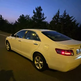 Toyota Camry 2010
