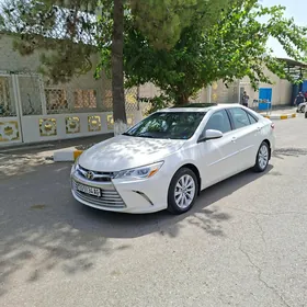 Toyota Camry 2015