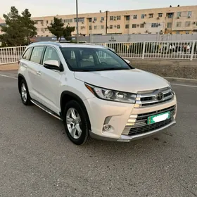 Toyota Highlander 2019