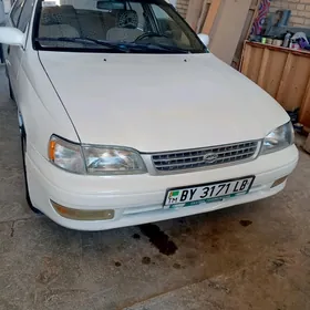 Toyota Corona 1995