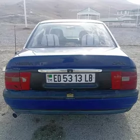 Opel Vectra 1989