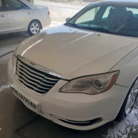Chrysler 200 2013