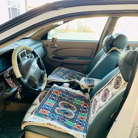 Nissan Maxima 1999