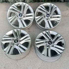 Hyundai disga 16 lik