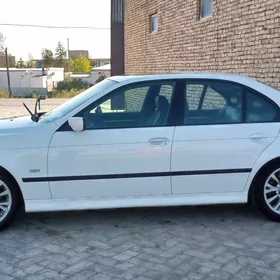 BMW E39 2002