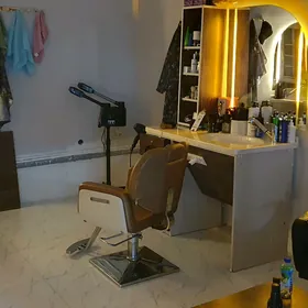 Salon dellekhana