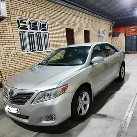 Toyota Camry 2010