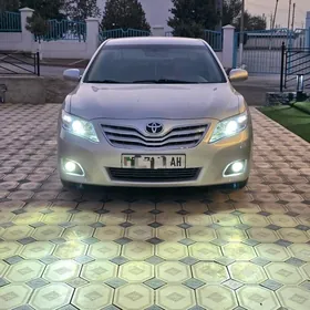 Toyota Camry 2011