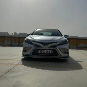 Toyota Camry 2020