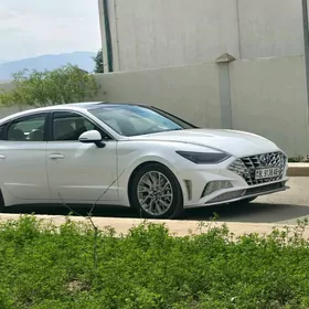 Hyundai Sonata 2020