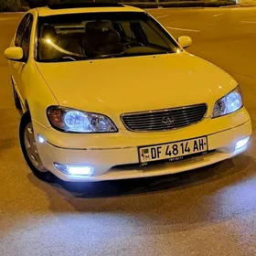 Nissan Maxima 2000