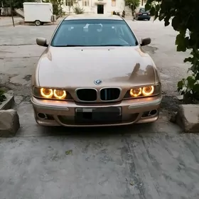 BMW E39 1999