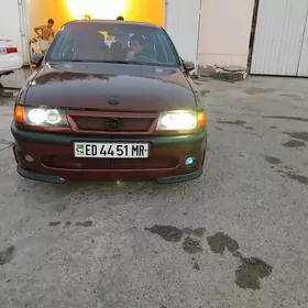 Opel Vectra 1992