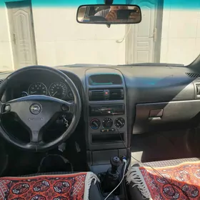Opel Astra 2002