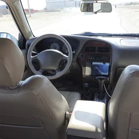 Nissan Pathfinder 1997