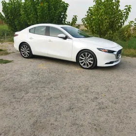 Mazda 3 2021