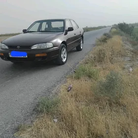 Toyota Camry 1993