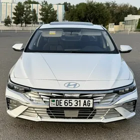 Hyundai Elantra 2024